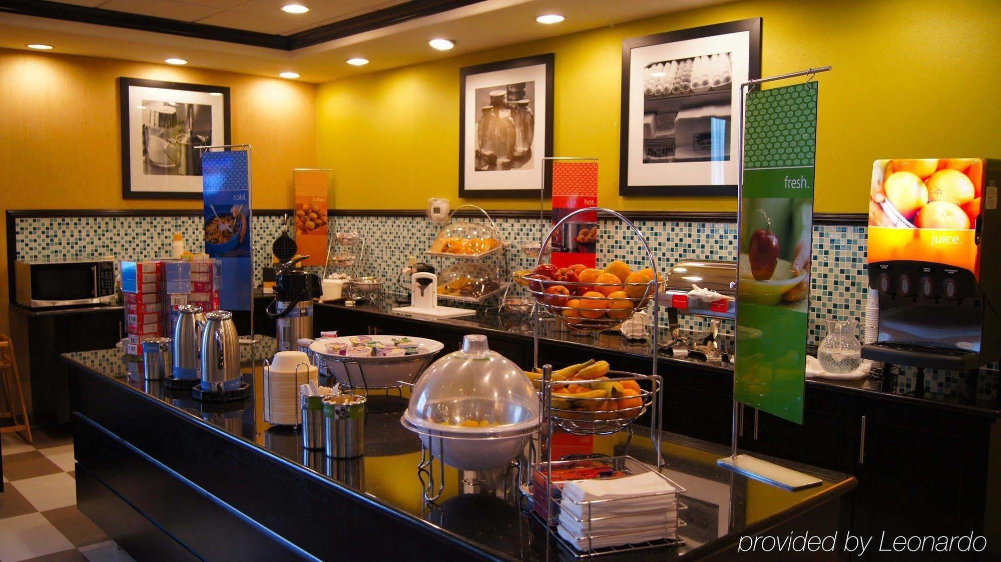 Hampton Inn And Suites Houston Пасадена Ресторан фото